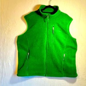 L.L.Bean Men’s XX Large Fleece Green Vest with 3 Front Zipper Pockets Size 2X